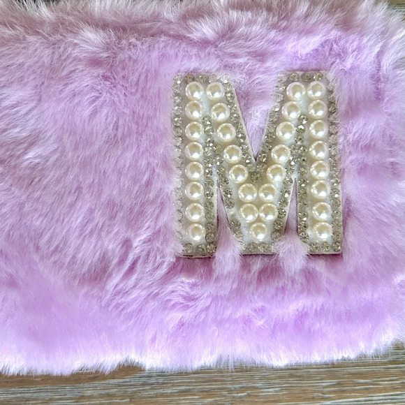 Claire’s Monogram Lavender Furry Clutch with Pearls “M” - Picture 6 of 7